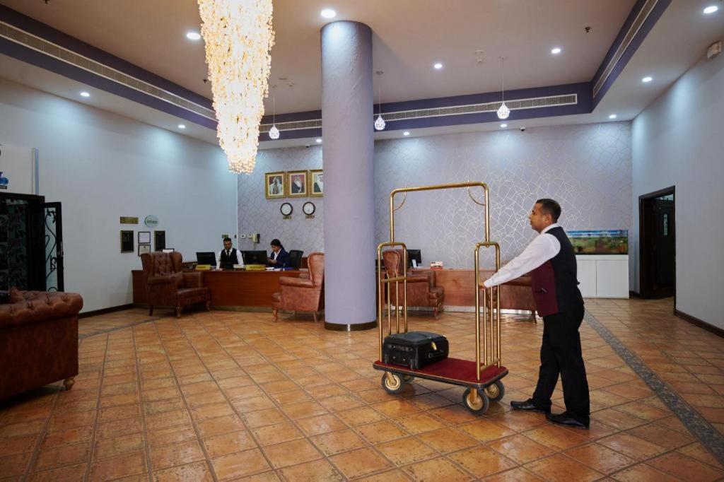 La Rosa Hotel, Juffair Manama Exterior photo